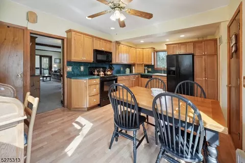 124 Prospect Pl, Middlesex, NJ 08846 photo 8
