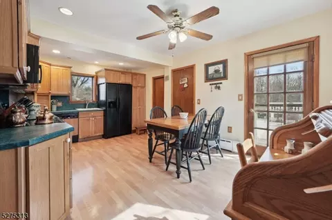 124 Prospect Pl, Middlesex, NJ 08846 photo 9