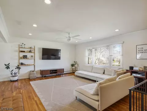 38 Calais Rd, Randolph, NJ 07869