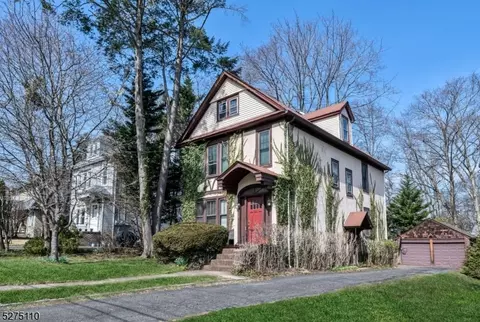 369 Cedar Ave, Ridgewood, NJ 07450
