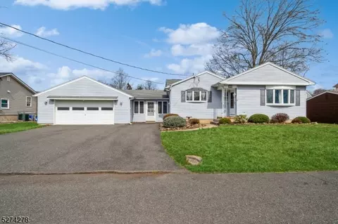 355 Market St, Middlesex, NJ 08846