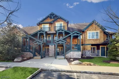 8 Maple Cres UNIT 12, Vernon, NJ 07462