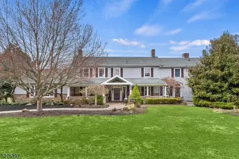 840 Amwell Rd, Hillsborough, NJ 08844