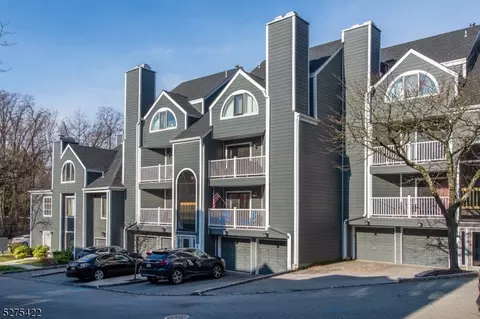 28 Triumph Ct # -A, East Rutherford, NJ 07073