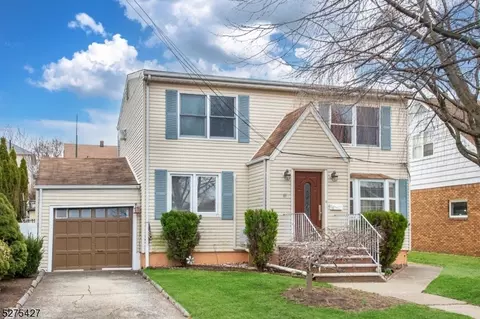 65 Dick St, Clifton, NJ 07013
