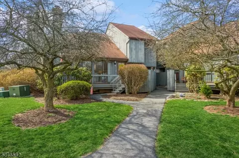 293 Gemini Dr UNIT 2A, Hillsborough, NJ 08844