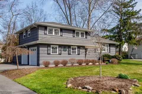 13 Dillon Rd, West Caldwell, NJ 07006