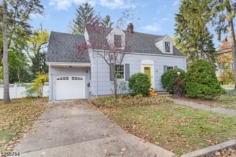 83 Mccoy Ave, Metuchen, NJ 08840