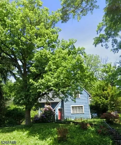 145 Glen Ave, Millburn, NJ 07041