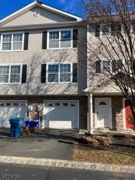 19 Ronald Dr, Somerset, NJ 08873