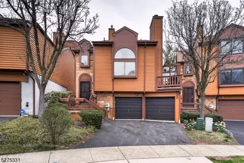21 Schindler Dr, Rockaway, NJ 07866