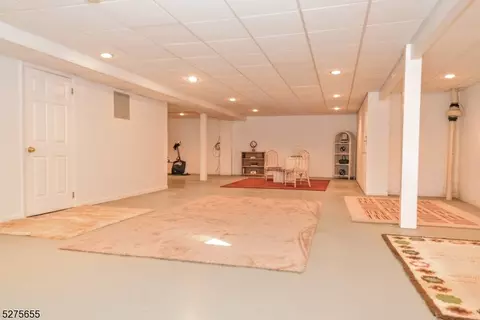 112 Worcester Dr, Wayne, NJ 07470 photo 24