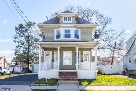 18 Bell St, Belleville, NJ 07109