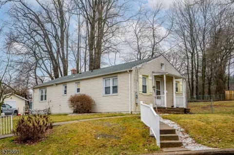 11-13 Polk Ave, Dover, NJ 07801