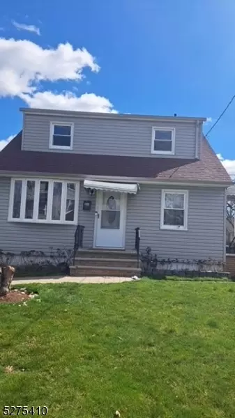 1122 Middlesex St, Linden, NJ 07036