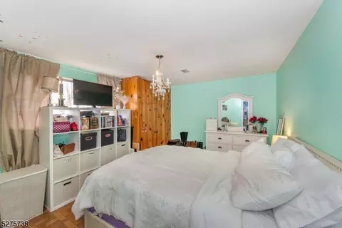 264 Perry St, Dover, NJ 07801 photo 2