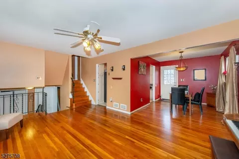 264 Perry St, Dover, NJ 07801 photo 5