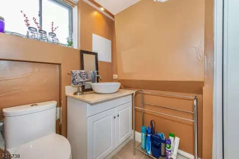 264 Perry St, Dover, NJ 07801 photo 15