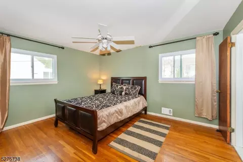 264 Perry St, Dover, NJ 07801 photo 13
