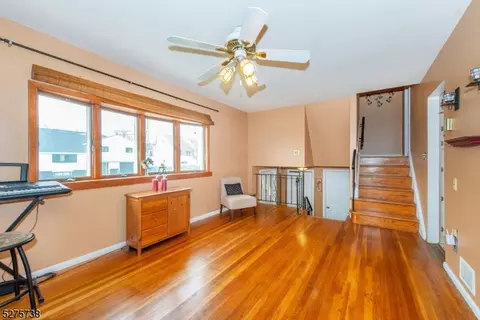 264 Perry St, Dover, NJ 07801 photo 7