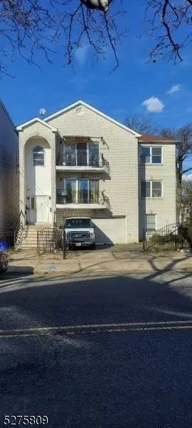 565 Hawthorne Ave, Newark, NJ 07112