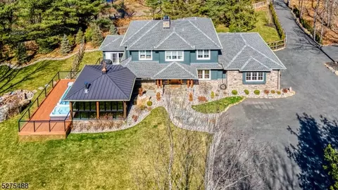 711 Macopin Rd, West Milford, NJ 07480