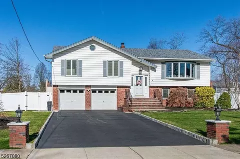 47 Alan Dr, Fairfield, NJ 07004