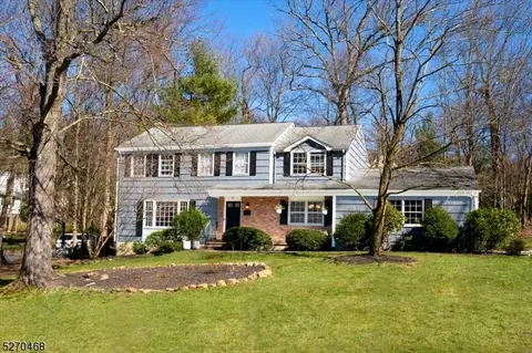 42 Princeton Dr, New Providence, NJ 07974