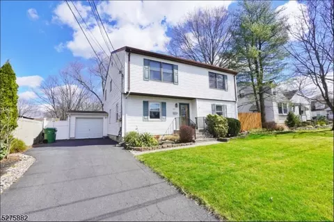 157 Hillcrest Ave, Edison, NJ 08817