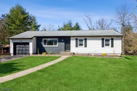 159 Walnut Ave, Franklin Twp, NJ 08873