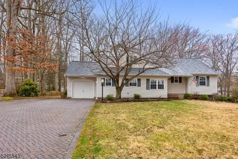 10 E Circuit Dr, Roxbury Twp, NJ 07876 photo 24