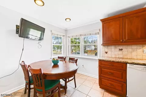 10 E Circuit Dr, Roxbury Twp, NJ 07876 photo 8