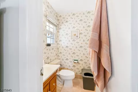 10 E Circuit Dr, Roxbury Twp, NJ 07876 photo 10
