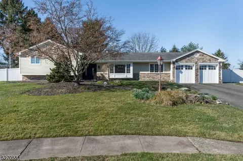 11 Lisa Pl, Montville Twp, NJ 07045