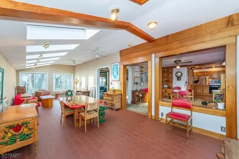 86 Watchung Ave, Montclair, NJ 07043
