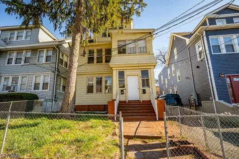 197 Hansbury Ave, Newark, NJ 07112