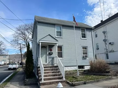75 W 34th St, Woodland Park, NJ 07424
