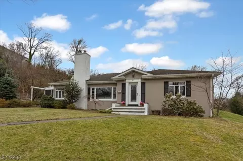 11 Briar Hill Rd, Montclair, NJ 07042