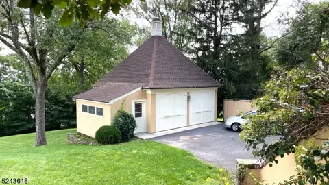 464 Cherry Ln, Mendham, NJ 07945 photo 30