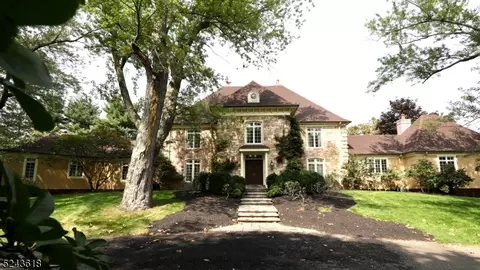 464 Cherry Ln, Mendham, NJ 07945 photo 2