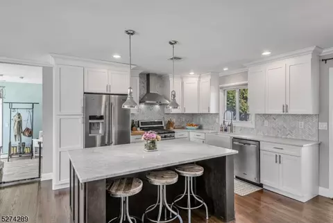 650 Mckinley Ave, Township Of Washington, NJ 07676