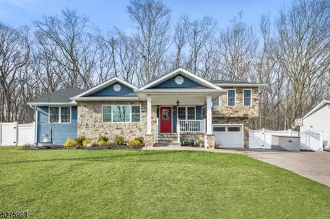 85 Ridge Pl, Wayne, NJ 07470