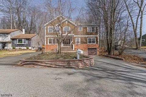 3 Seneca Ave, Rockaway, NJ 07866