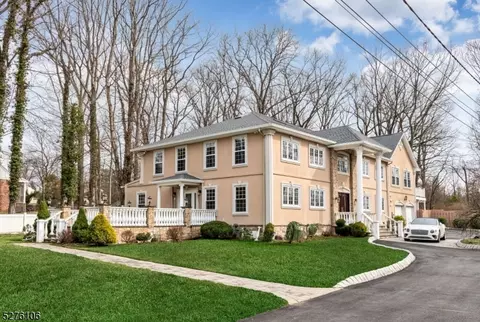 198 Ratzer Rd, Wayne, NJ 07470 photo 4