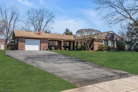 243 Berger St, Franklin Twp, NJ 08873