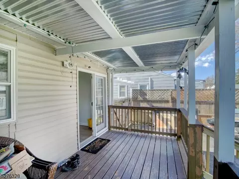 110 Cap Ln, Middlesex, NJ 08846 photo 17