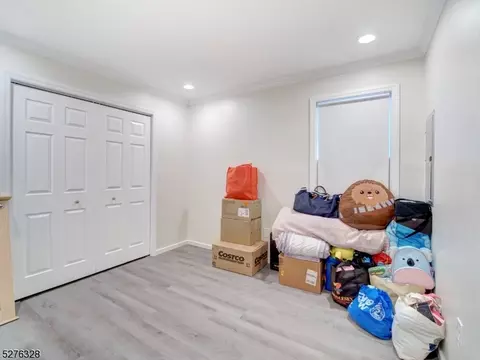 110 Cap Ln, Middlesex, NJ 08846 photo 14