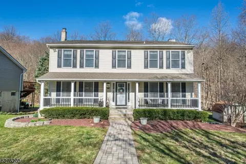 84 Comanche Ave, Rockaway Twp, NJ 07866