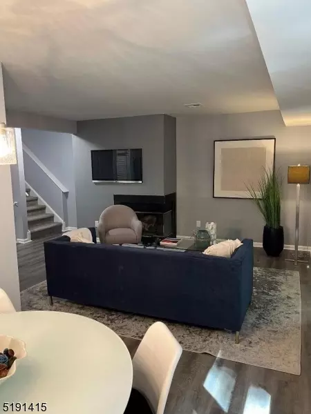 34 Loantaka Way # E, Madison, NJ 07940 photo 4