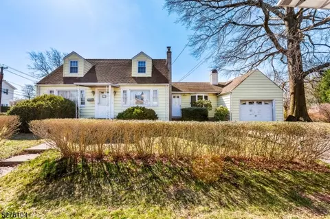 110 Summit Ave, Woodbridge Twp, NJ 08863